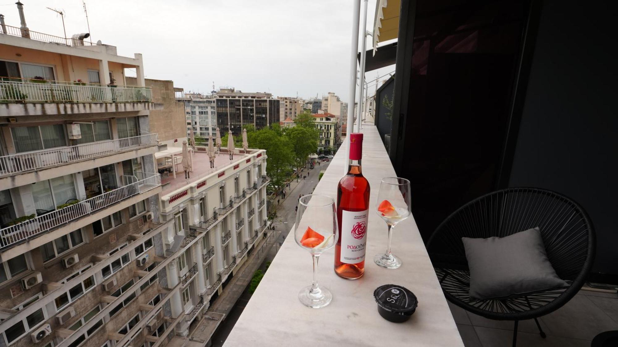 Luxury With Jacuzzi By Sea&thecity Apartmán