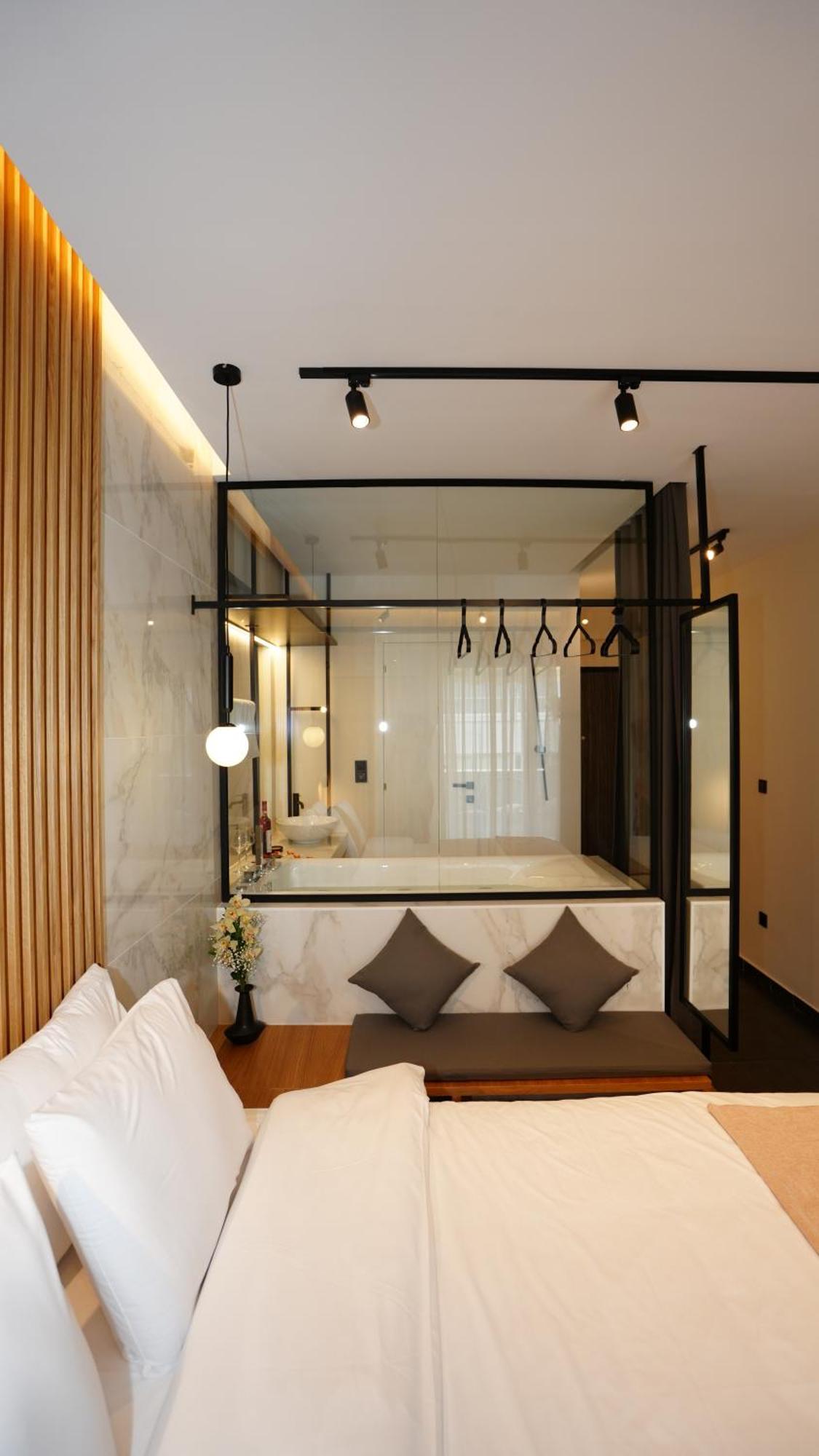 Luxury With Jacuzzi By Sea&thecity * Soluň