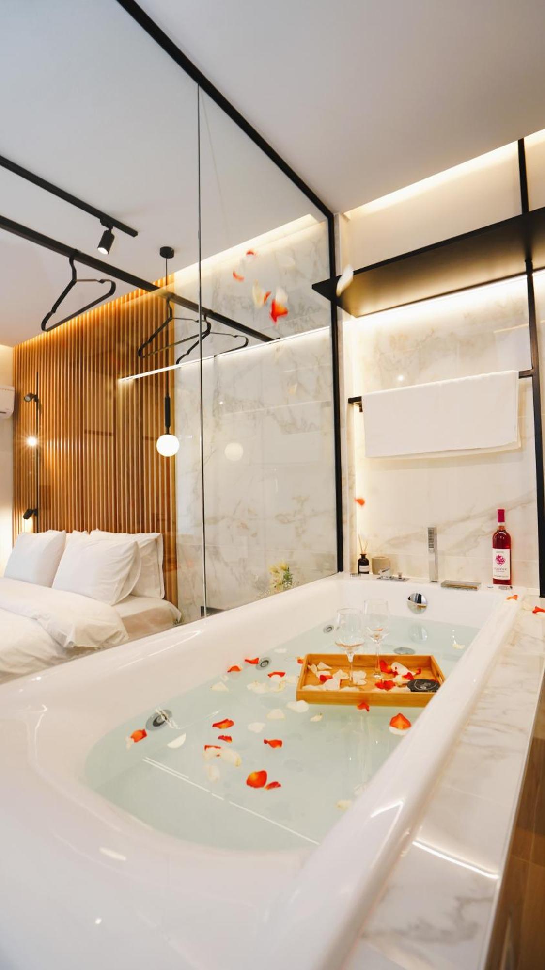 Apartmán Luxury With Jacuzzi By Sea&thecity *